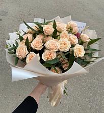 Букет Кремовые розы Латте в Вяземском