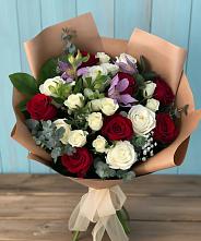Букет цветов из:  Розы и Альстромерии в Вяземском