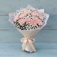 Букет цветов из:  Гвоздики в Вяземском