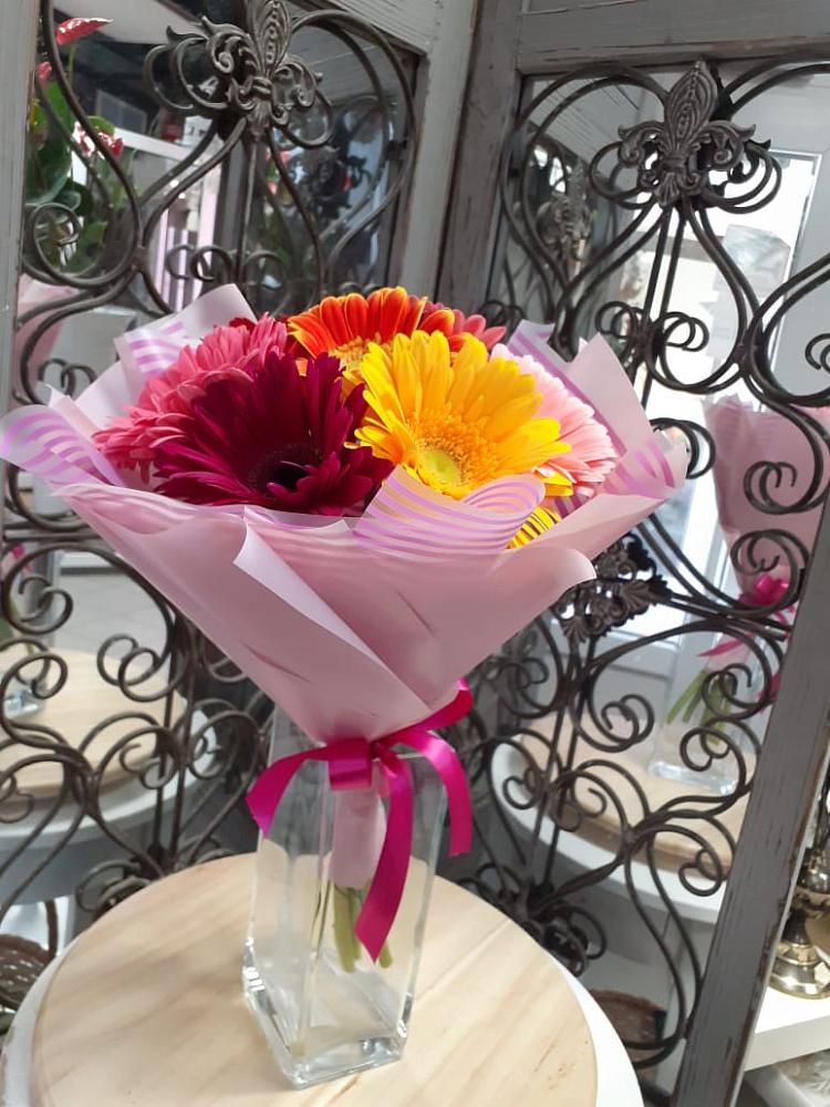 Букет цветов из: Герберы в Вяземском