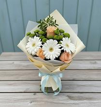Букет цветов из:  Герберы, Розы и Хризантемы в Вяземском