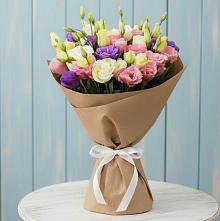 Букет цветов из:  Лизиантусы в Вяземском